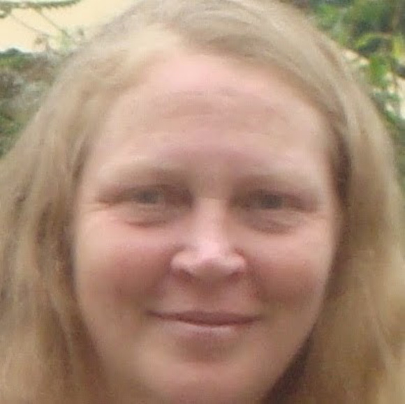 Meet your Posher, Patti - Picture 1 of 1